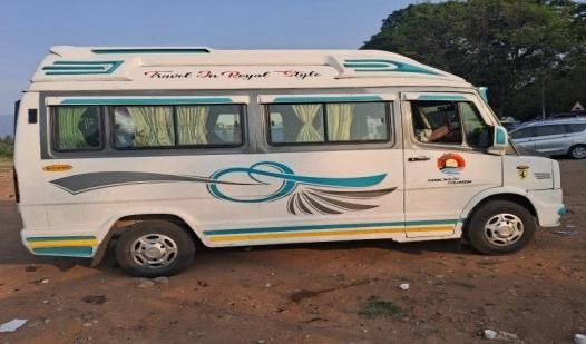 Tempo Traveller